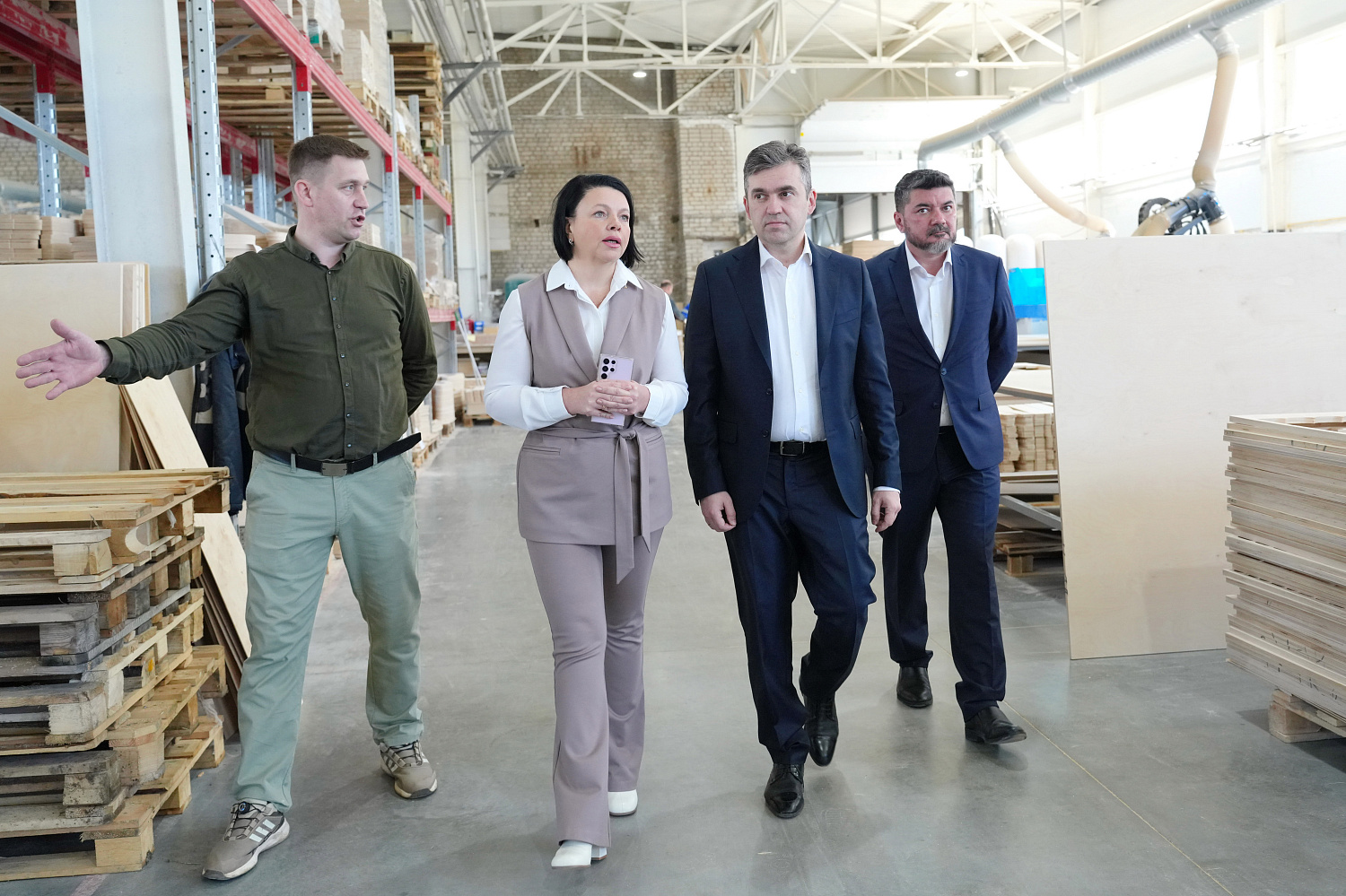 Фабрику Глайдер посетил губернатор Ивановской области Станислав Воскресенский